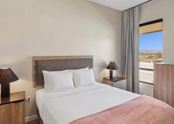 Sentral Old Town 4*