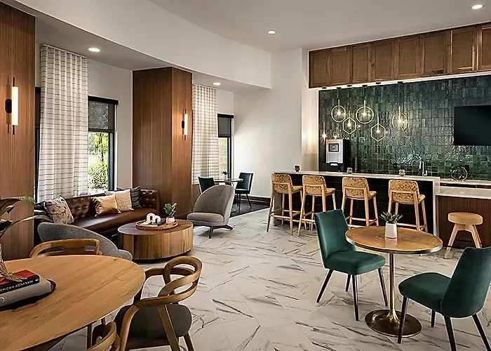 Hotel Sentral Old Town